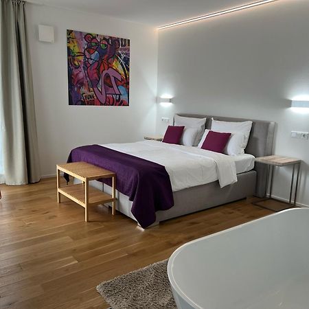 Weingut-Aparthotel Olinger Mehring  Exterior foto