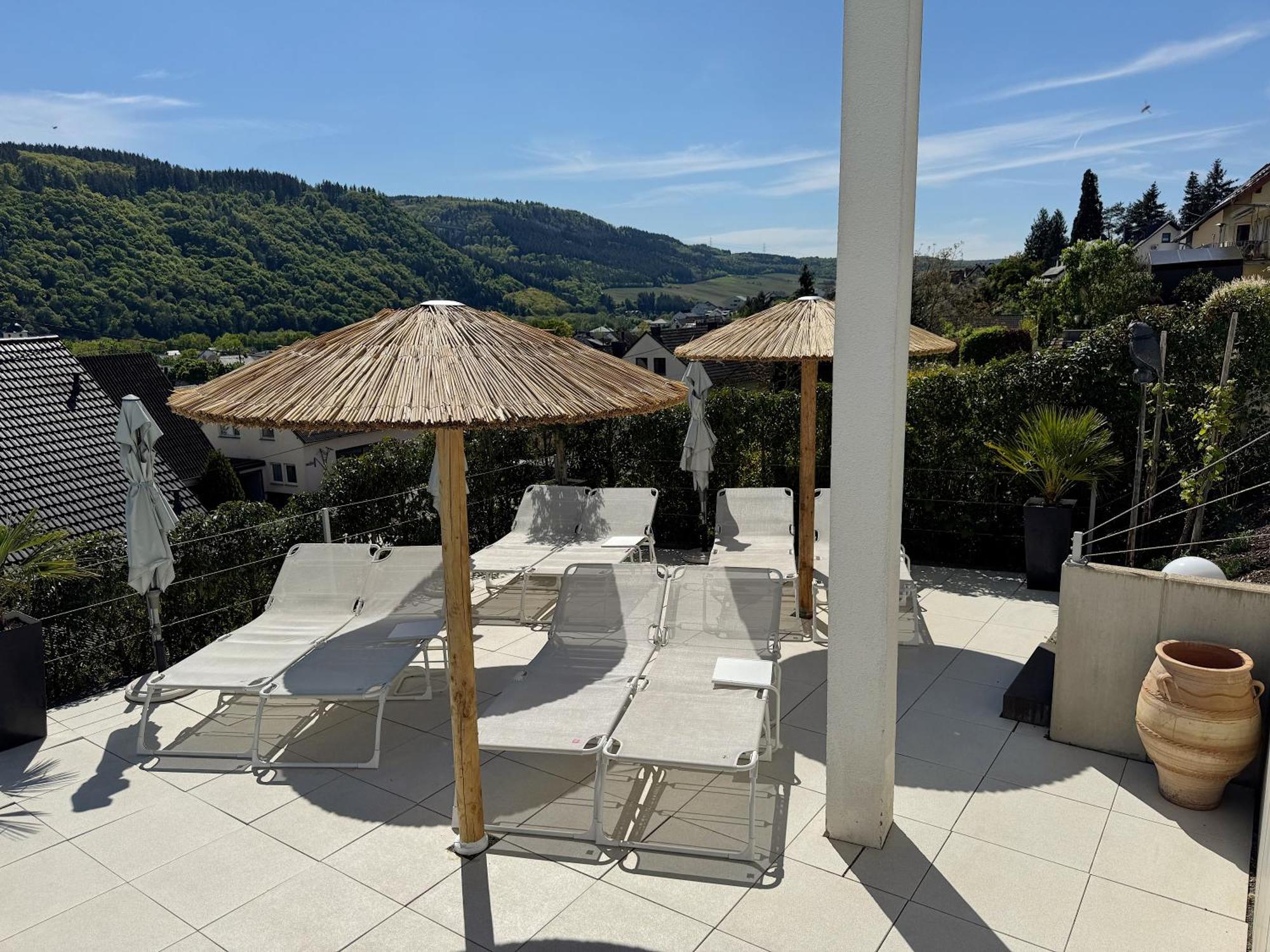 Weingut-Aparthotel Olinger Mehring  Exterior foto